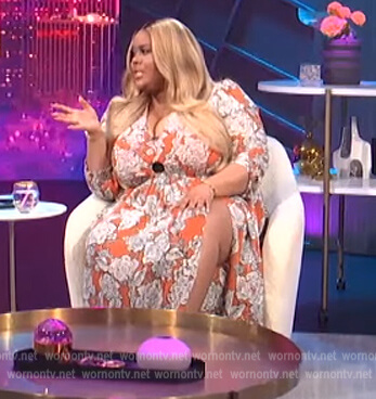 Nina’s orange floral dress on E! News Nightly Pop