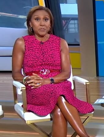 Robin’s pink leopard dress on Good Morning America