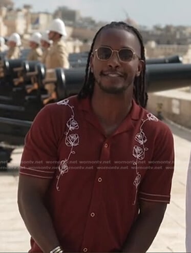 Scott’s brown floral embroidered shirt on Access Hollywood