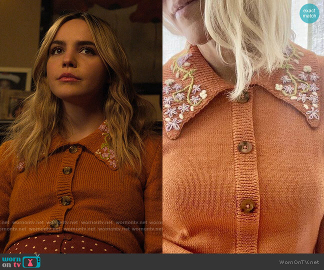 Tach Clothing Cisne Sweater worn by Imogen Adams (Bailee Madison) on Pretty Little Liars Original Sin