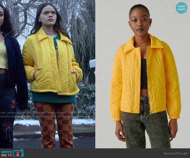 Urban Outfitters Sasha Quilted Bomber Jacket worn by Minnie 'Mouse' Honrada (Malia Pyles) on Pretty Little Liars Original Sin