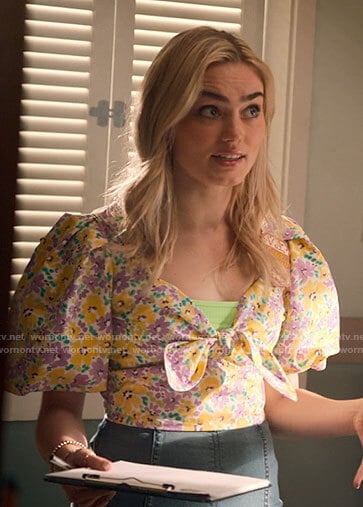 Val’s floral puff sleeve top on High School Musical The Musical The Series