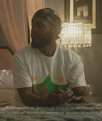 Trig’s white printed shirt on The Chi