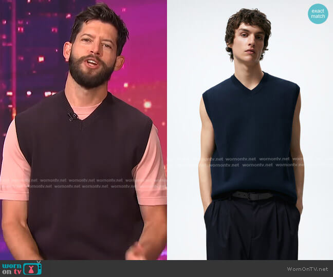 Zara Knitted Waistcoat worn by Hunter March on E! News