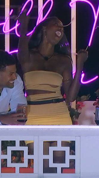 Zeta’s beige cutout tube dress on Love Island USA
