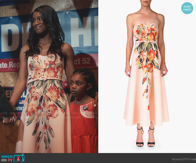 Badgley Mischka Tropical Cocktail Dress worn by Jessie (Nneka Okafor) on Everythings Trash