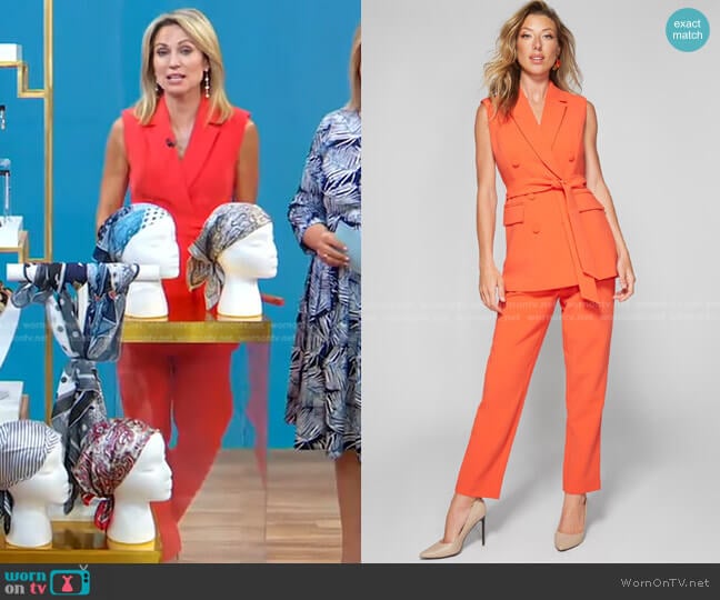 Guess Bethanisa Sleeveless Blazer worn by Amy Robach on Good Morning America