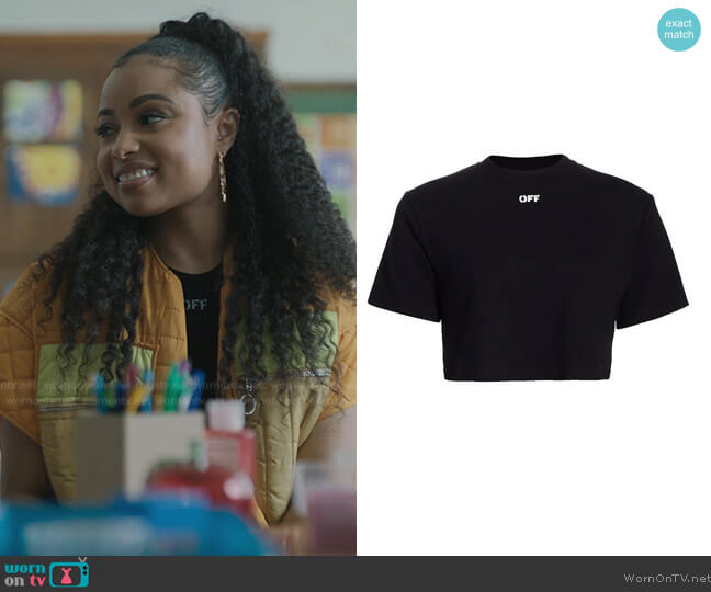 Off-White Cropped Stamped Logo T-Shirt worn by Tiffany (Hannaha Hall) on The Chi
