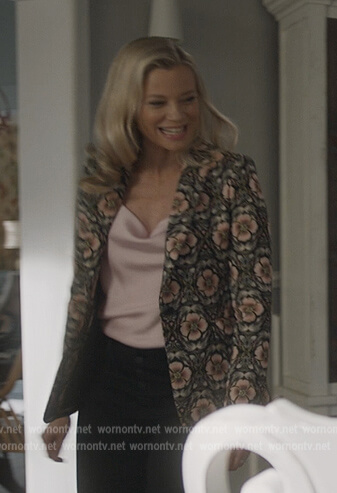 Barbara’s floral print blazer on Stargirl