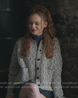 Beatrix’s gray metallic tweed jacket on Fate The Winx Saga