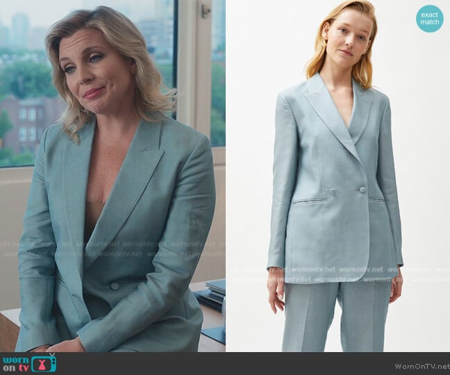 Billy Reid Jeanne Jacket worn by (June Diane Raphael) on Everythings Trash
