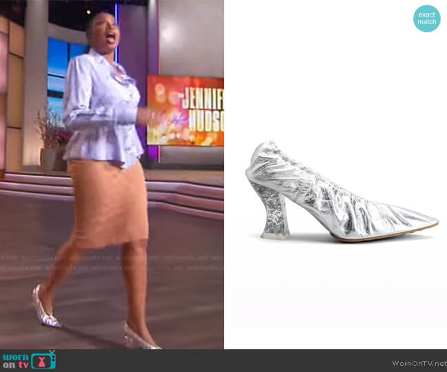 Bottega Veneta Almond Metallic Leather Pumps worn by Jennifer Hudson on The Jennifer Hudson Show