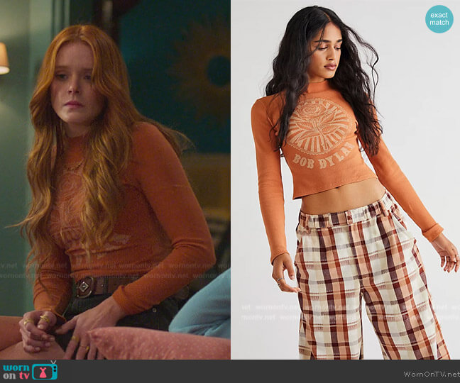 Daydreamer Bob Dylan Thermal Top in cognac worn by Bloom (Abigail Cowen) on Fate The Winx Saga