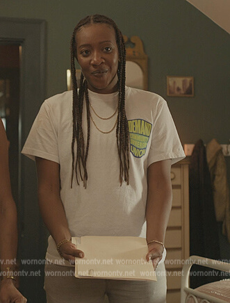 Dre’s union print tee on The Chi