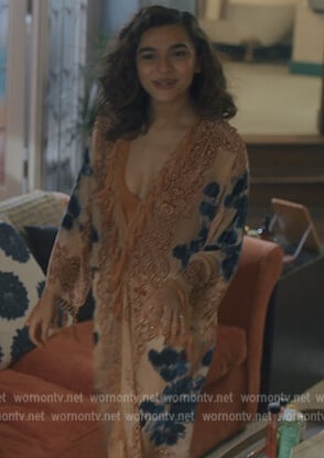 Flora’s printed floral robe on Fate The Winx Saga