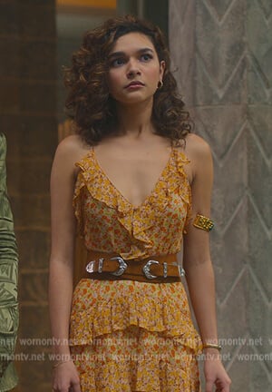 Flora’s yellow floral print ruffle dress on Fate The Winx Saga