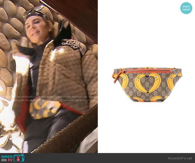 Gucci GG Supreme Monogram Banana Belt Bag worn by Lisa Rinna on The Real Housewives of Beverly Hills