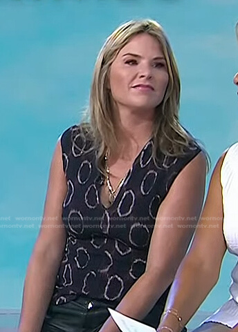 Jenna’s purple tie dye v-neck top on Today