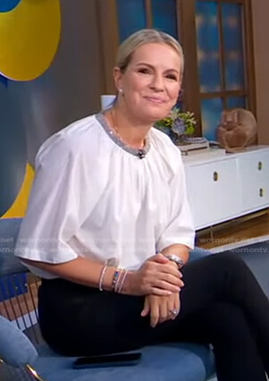 Jennifer’s white jewel neck top on Good Morning America
