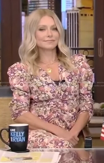 Kelly’s floral print ruched v-neck dress on Live with Kelly and Ryan
