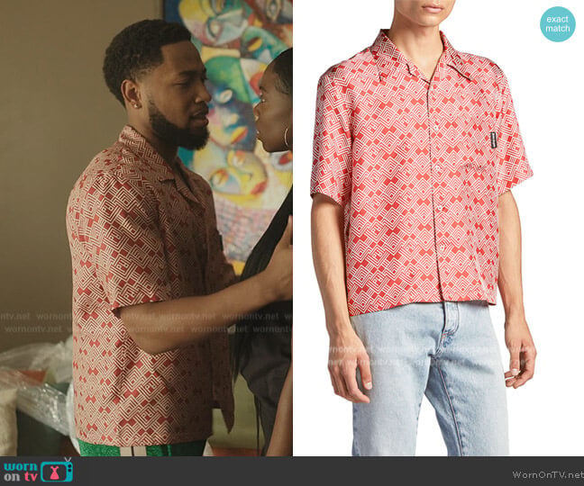 Palm Angels PA Monogram Bowling Shirt worn by Emmett (Jacob Latimore) on The Chi