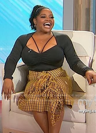Sherri’s yellow check skirt on Sherri