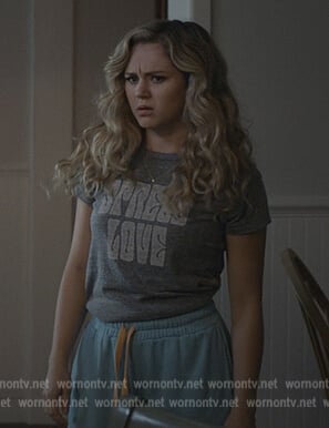 Courtney’s gray Spread Love print tee on Stargirl