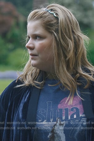 Terra’s blue Joshua Tree graphic tee on Fate The Winx Saga
