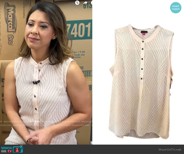 Vince Camuto Tonal Stripe Jacquard Tunic Top worn by Lana Zak on CBS Mornings
