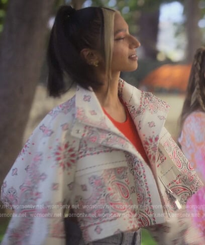 Zaara’s white bandana print cropped jacket on Grown-ish