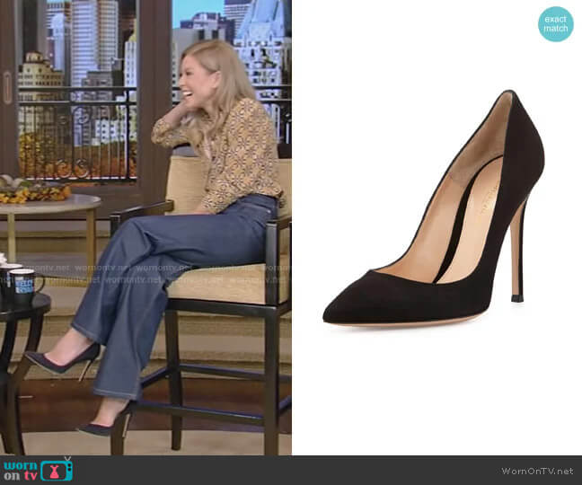 Gianvito Rossi Suede Point-Toe Pump worn by Kelly Ripa on Live with Kelly and Mark
