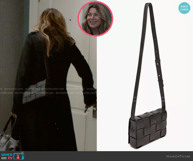 Bottega Veneta The Cassette Intrecciato Crossbody Bag worn by Meredith Grey (Ellen Pompeo) on Greys Anatomy