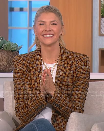 Amanda’s check blazer on The Talk
