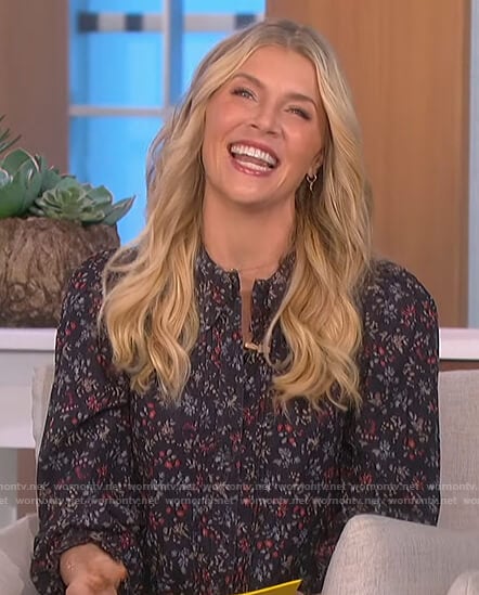 Amanda’s blue floral print blouse on The Talk