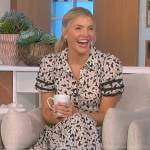 Amanda’s white floral print dress on The Talk