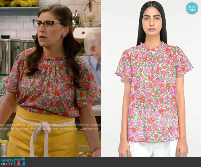 Banjanan Joyful Top in Melodic Floral Bonbon worn by Kat Silver (Mayim Bialik) on Call Me Kat