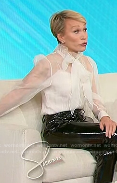 Barbara Corcoran’s white lace top on Sherri