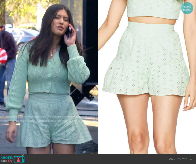 Bcbgeneration Ruffle Pull on Woven Short worn by Ana Phoenix (Emma Milani) on Monarch