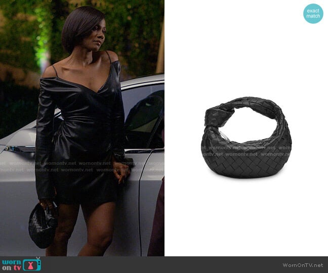 Bottega Veneta Mini Jodie Bag worn by Jax Stewart (Emayatzy Corinealdi) on Reasonable Doubt