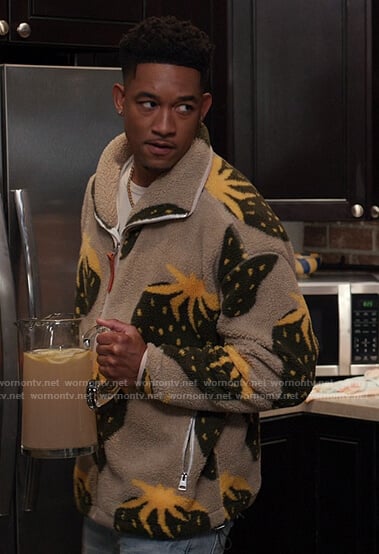Damon’s beige strawberry fleece jacket on All American Homecoming