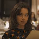 Harper’s black printed top on The White Lotus