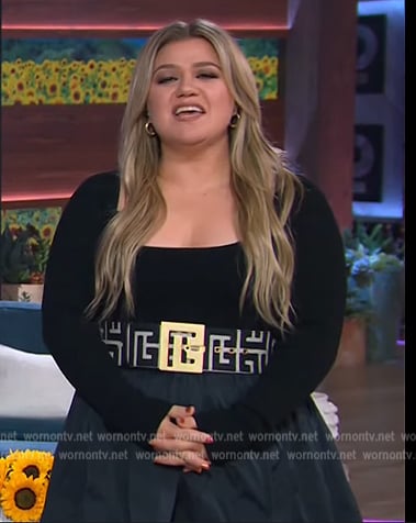 Kelly’s black scoop neck mini dress on The Kelly Clarkson Show