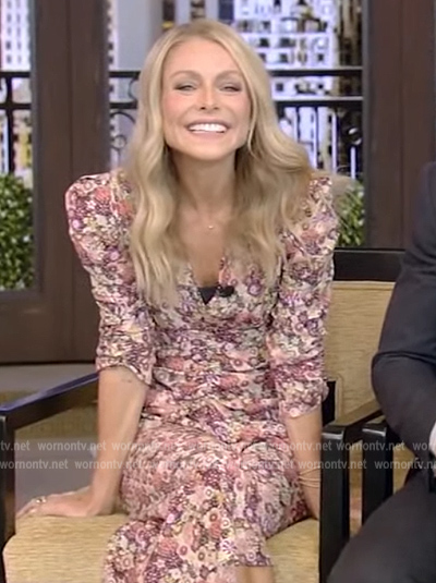 Kelly’s floral print ruched v-neck dress on Live with Kelly and Ryan