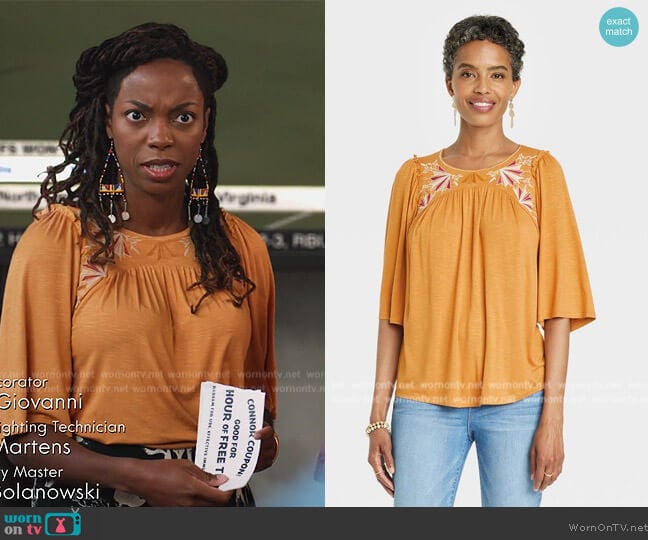 Knox Rose Flutter Elbow Sleeve Embroidered Top worn by Denise (Sasheer Zamata) on Home Economics