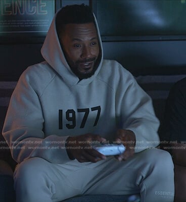 Lewis’s 1977 print knit hoodie on Reasonable Doubt