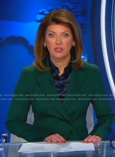 Norah’s green blazer on CBS Evening News