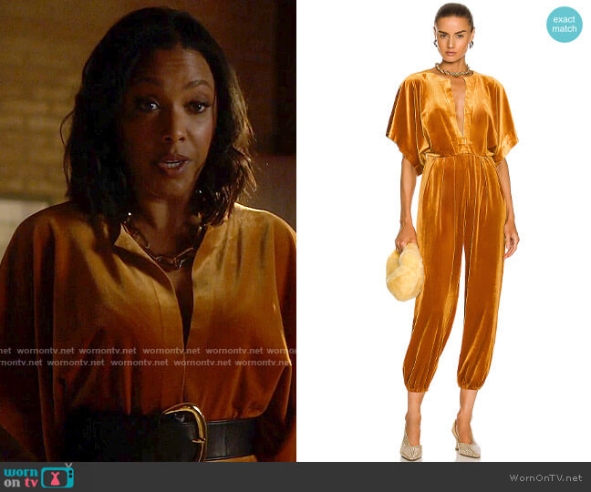 Norma Kamali Rectangle Jog Jumpsuit in Bronze worn by Kayla Taylor-Roman (Meagan Holder) on Monarch