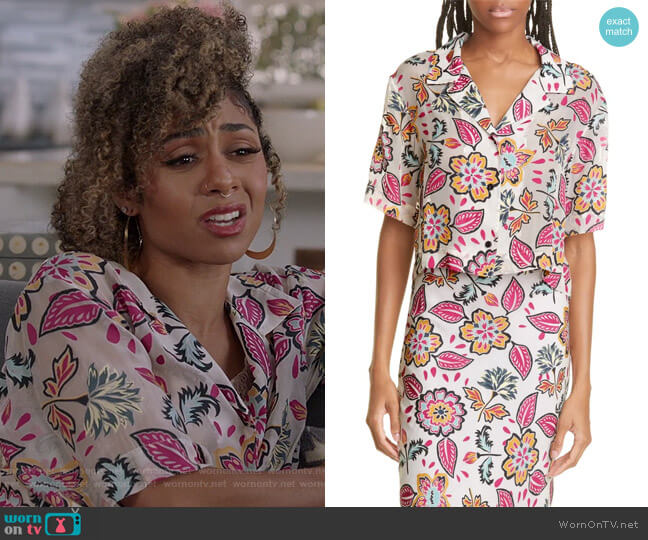 Rag and Bone Mare Cropped Floral Shirt worn by Patience (Chelsea Tavares) on All American
