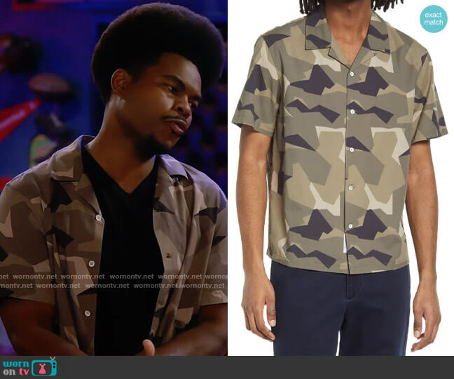 Rag and Bone Avery Shirt in Camo worn by Carter (Julian Gant) on Call Me Kat