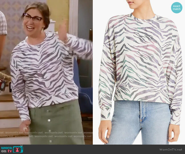Rails Marlo Sweatshirt in Ivory Gradient worn by Kat Silver (Mayim Bialik) on Call Me Kat